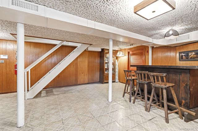 95 Smith Avenue, White Plains, NY 10605