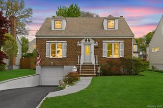 95 Smith Avenue, White Plains, NY 10605