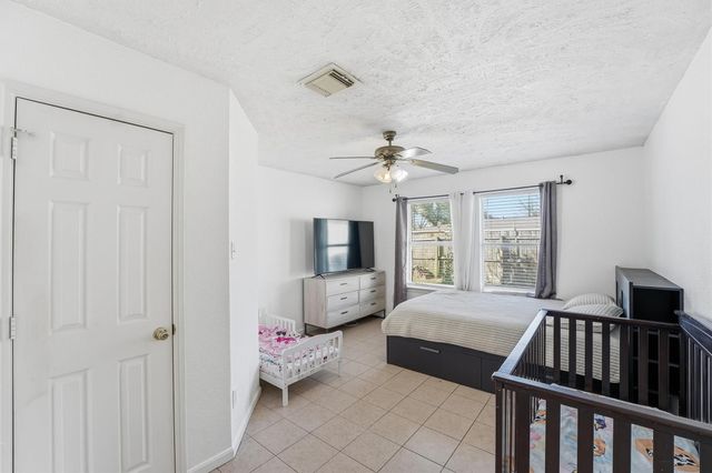 7125 Farnsworth Street, Houston, TX 77022