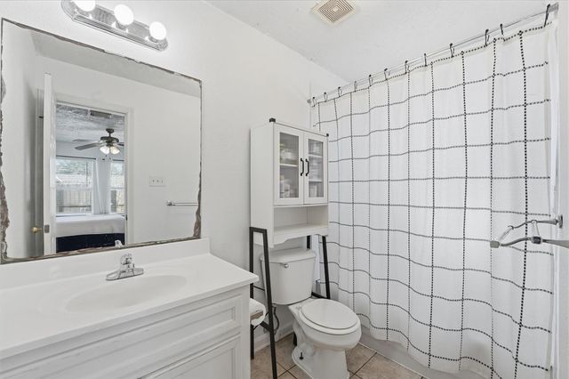 7125 Farnsworth Street, Houston, TX 77022