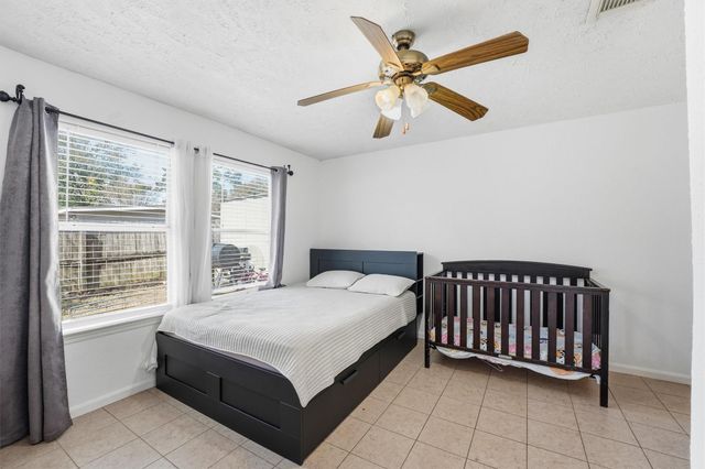 7125 Farnsworth Street, Houston, TX 77022