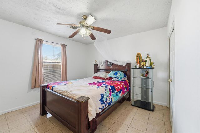 7125 Farnsworth Street, Houston, TX 77022