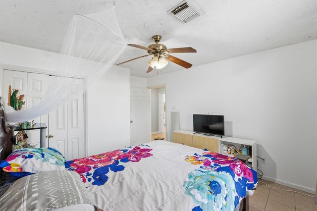 7125 Farnsworth Street, Houston, TX 77022