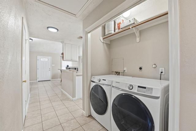 7125 Farnsworth Street, Houston, TX 77022