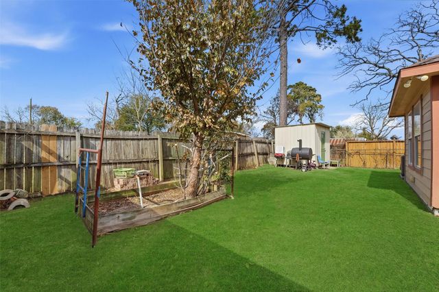 7125 Farnsworth Street, Houston, TX 77022