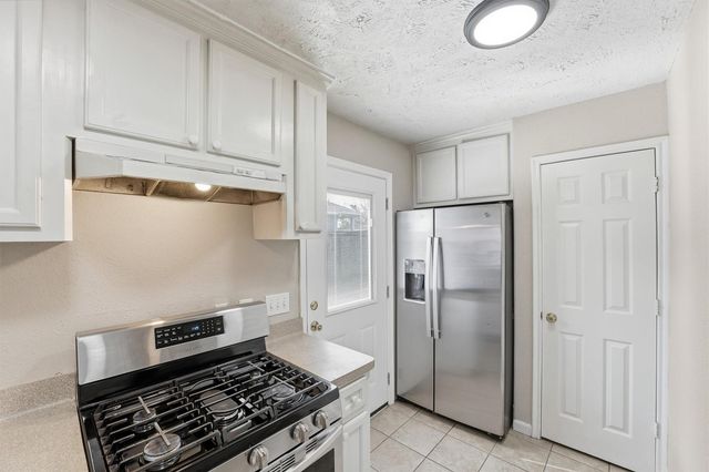 7125 Farnsworth Street, Houston, TX 77022