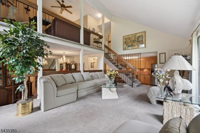108 Westgate Dr, Edison Twp., NJ 08820