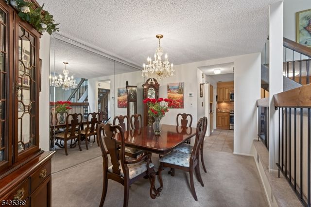 108 Westgate Dr, Edison Twp., NJ 08820