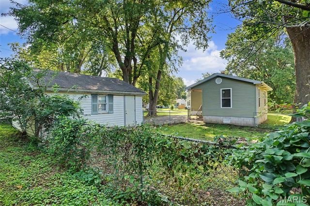 403 N 39th Street, Belleville, IL 62226