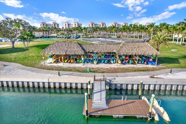 4900 BRITTANY DRIVE S 811, St Petersburg, FL 33715