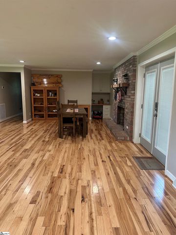 329 Wash Lesley Road, Pickens, SC 29671
