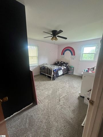 329 Wash Lesley Road, Pickens, SC 29671
