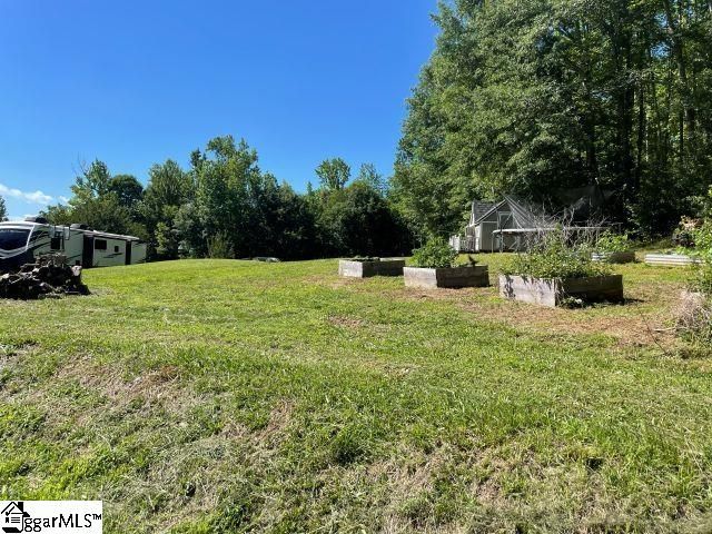 329 Wash Lesley Road, Pickens, SC 29671