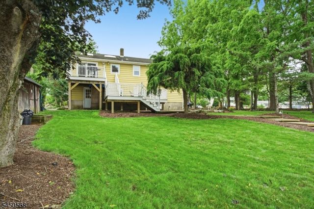 97 Shore Rd, Green Twp., NJ 07821