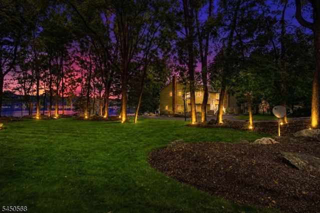 97 Shore Rd, Green Twp., NJ 07821