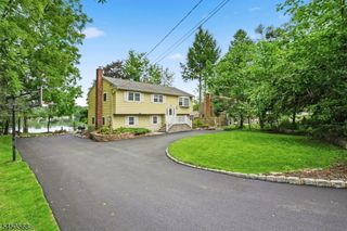 97 Shore Rd, Green Twp., NJ 07821
