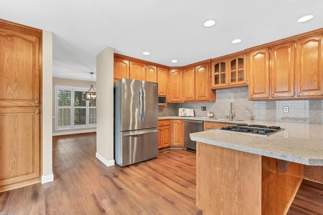 8909 E Bradford Circle, Wichita, KS 67206