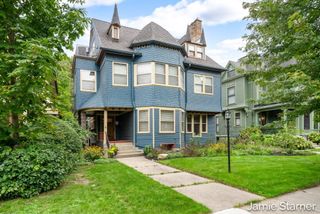 60 College Avenue Ne, City Of Grand Rapids, MI 49503