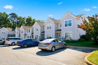 301 Prosperity Court 301, Toms River, NJ 08755