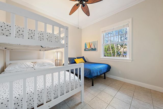 511 Saturn Lane, Juno Beach, FL 33408