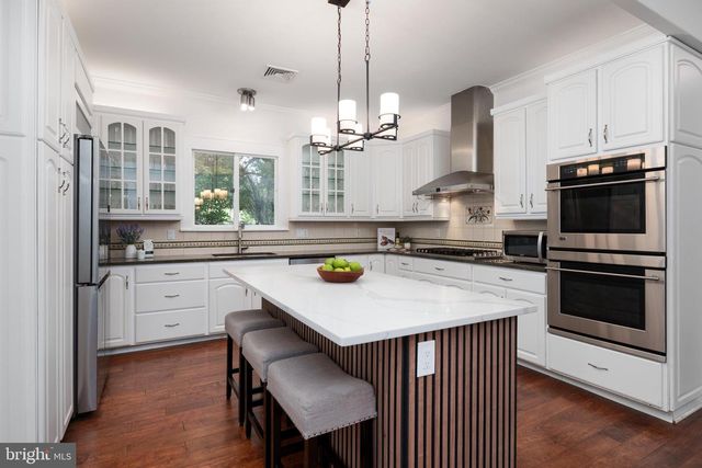 73 WILSON RD, Princeton, NJ 08540