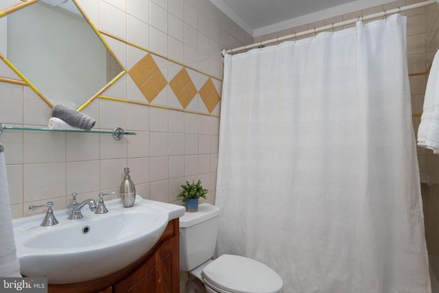 73 WILSON RD, Princeton, NJ 08540