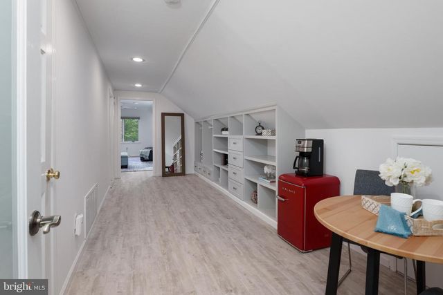 73 WILSON RD, Princeton, NJ 08540