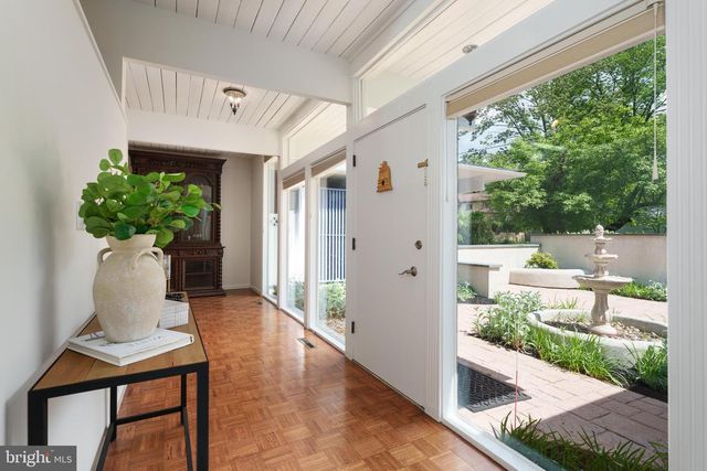 73 WILSON RD, Princeton, NJ 08540