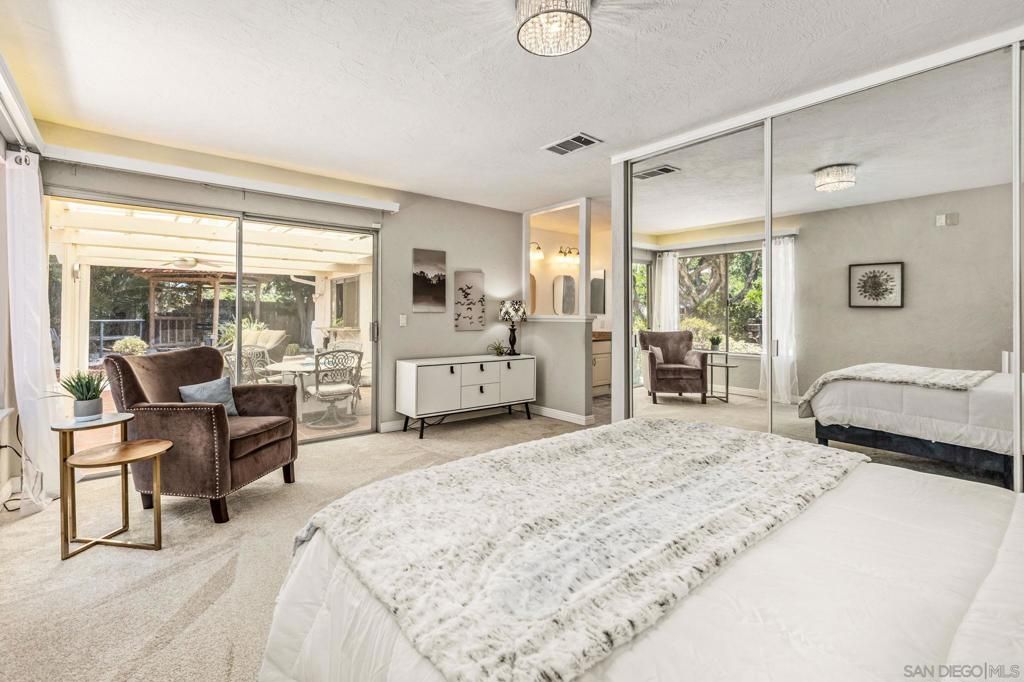 Image 20 of property listing at 2070 Fuerte Lane, Escondido, CA 92026