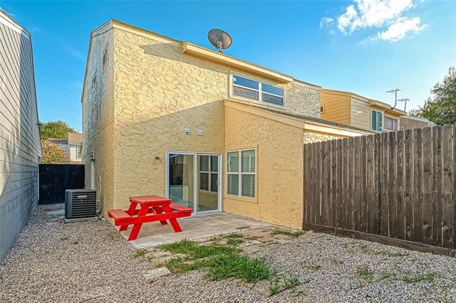 10252 Cottage Field Road, Houston, TX 77041