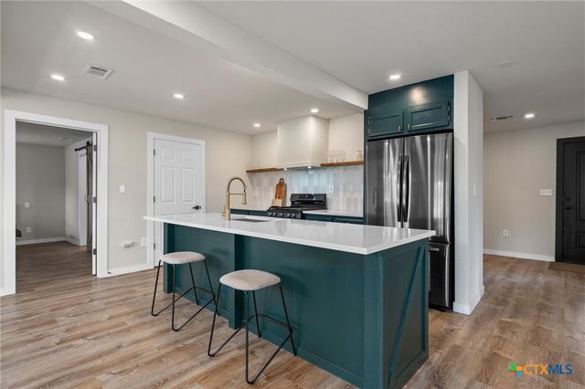 836 Cottletown Road, Smithville, TX 78957