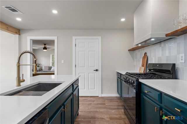 836 Cottletown Road, Smithville, TX 78957