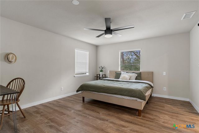 836 Cottletown Road, Smithville, TX 78957