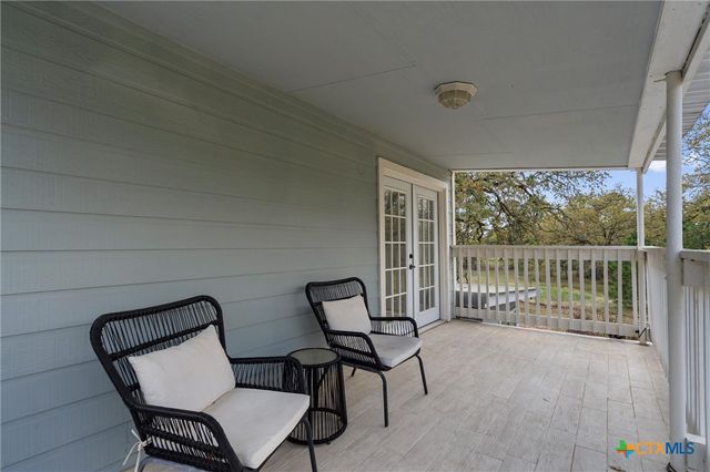 836 Cottletown Road, Smithville, TX 78957