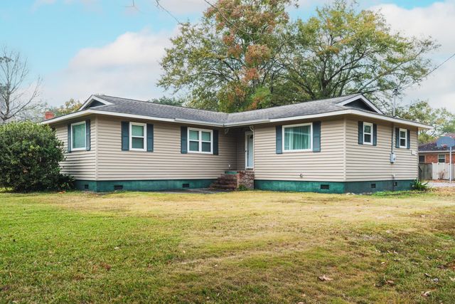 1216 Gibson Avenue, Hanahan, SC 29410