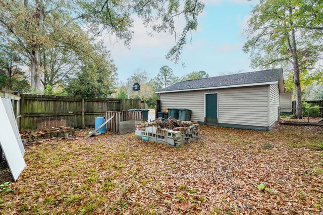 1216 Gibson Avenue, Hanahan, SC 29410