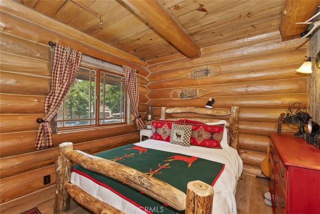 29632 Hook Creek Road, Cedar Glen, CA 92321