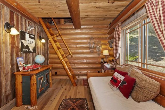 29632 Hook Creek Road, Cedar Glen, CA 92321