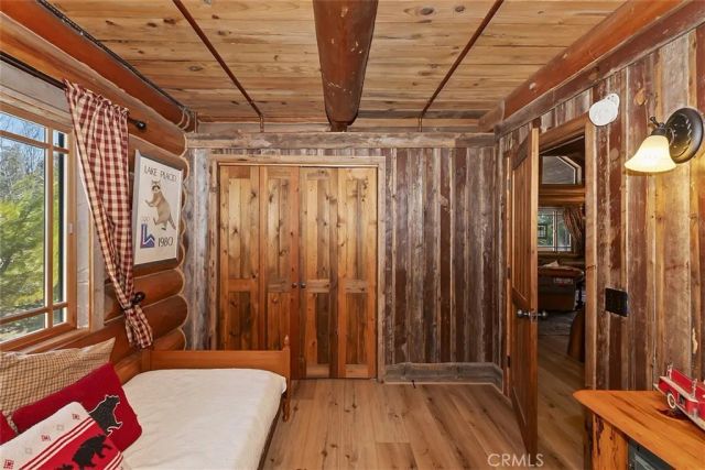 29632 Hook Creek Road, Cedar Glen, CA 92321