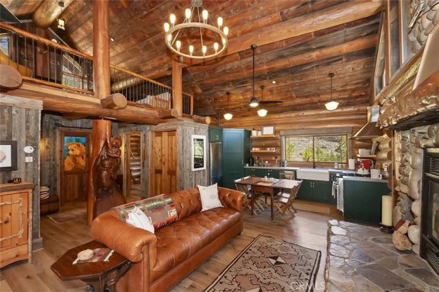 29632 Hook Creek Road, Cedar Glen, CA 92321