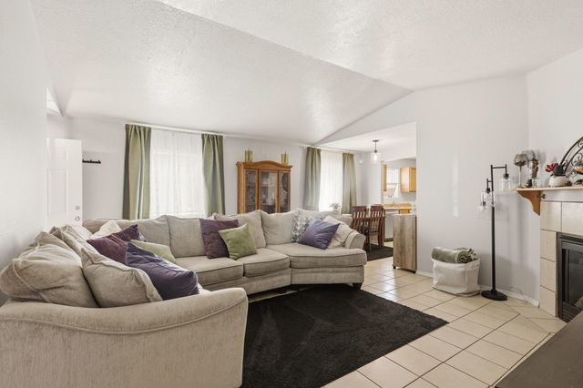 11012 Miravista Place SE, Albuquerque, NM 87123