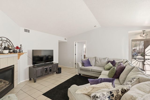 11012 Miravista Place SE, Albuquerque, NM 87123