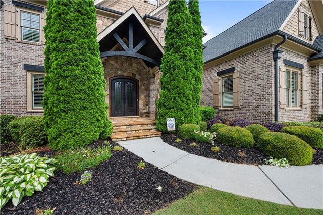 2220 Cambridge Hill Court, Dacula, GA 30019