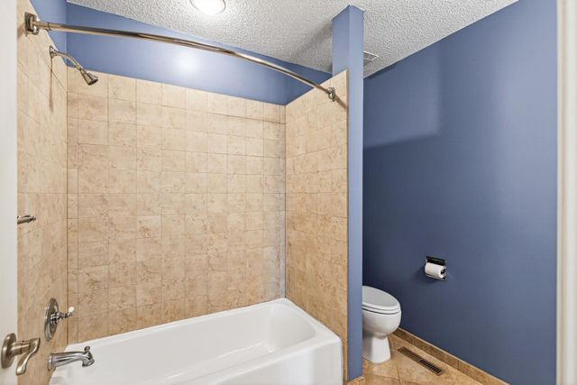 11712 Sierra Court, Burnsville, MN 55337