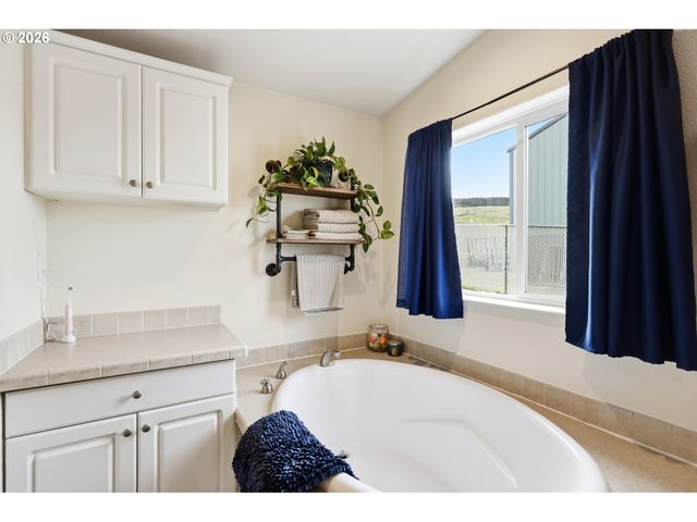 1265 WRIGHT Rd, Arlington, OR 97812