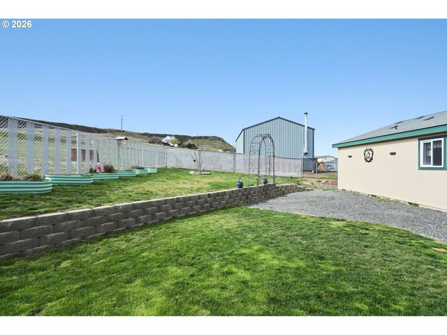 1265 WRIGHT Rd, Arlington, OR 97812