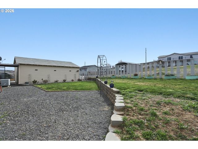 1265 WRIGHT Rd, Arlington, OR 97812