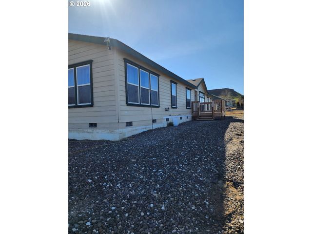 1265 WRIGHT Rd, Arlington, OR 97812