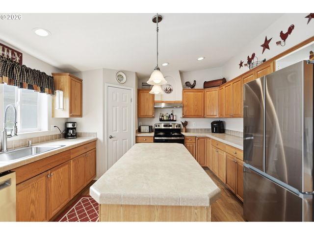 1265 WRIGHT Rd, Arlington, OR 97812