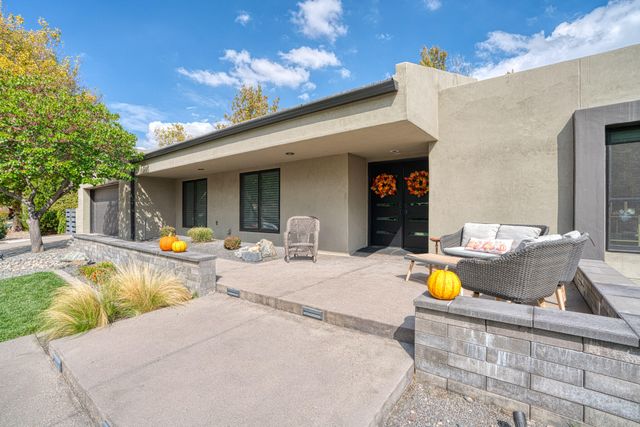 9307 Pebble Beach Drive NE, Albuquerque, NM 87111